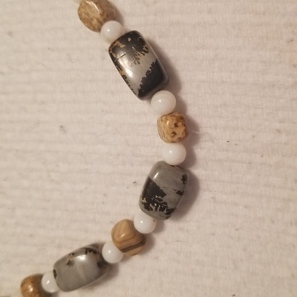 Necklace - Picture 3 of 4